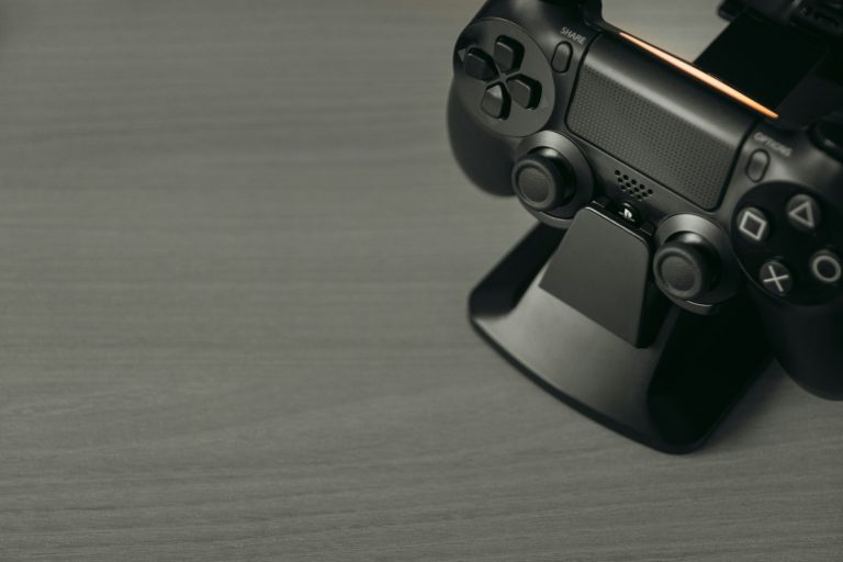 The Ultimate Guide to Gaming Controller Chargers: Keeping Your Gear Powered Up